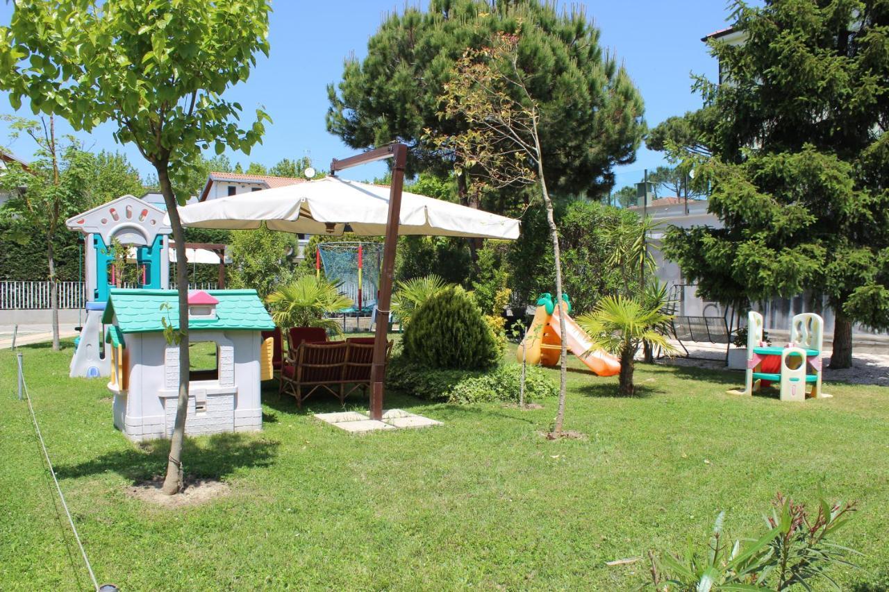 Villa Liliana Cervia Eksteriør billede
